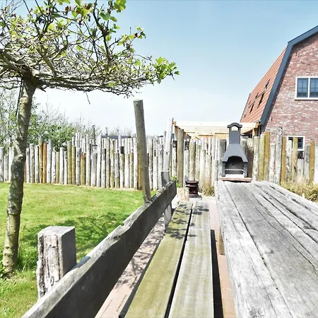 Vakantiehuis Hazenborgh In Near The Sea *